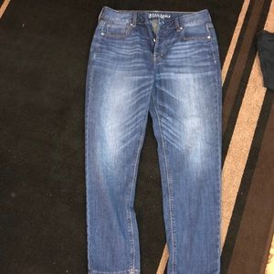 American eagle Tomgirl jeans